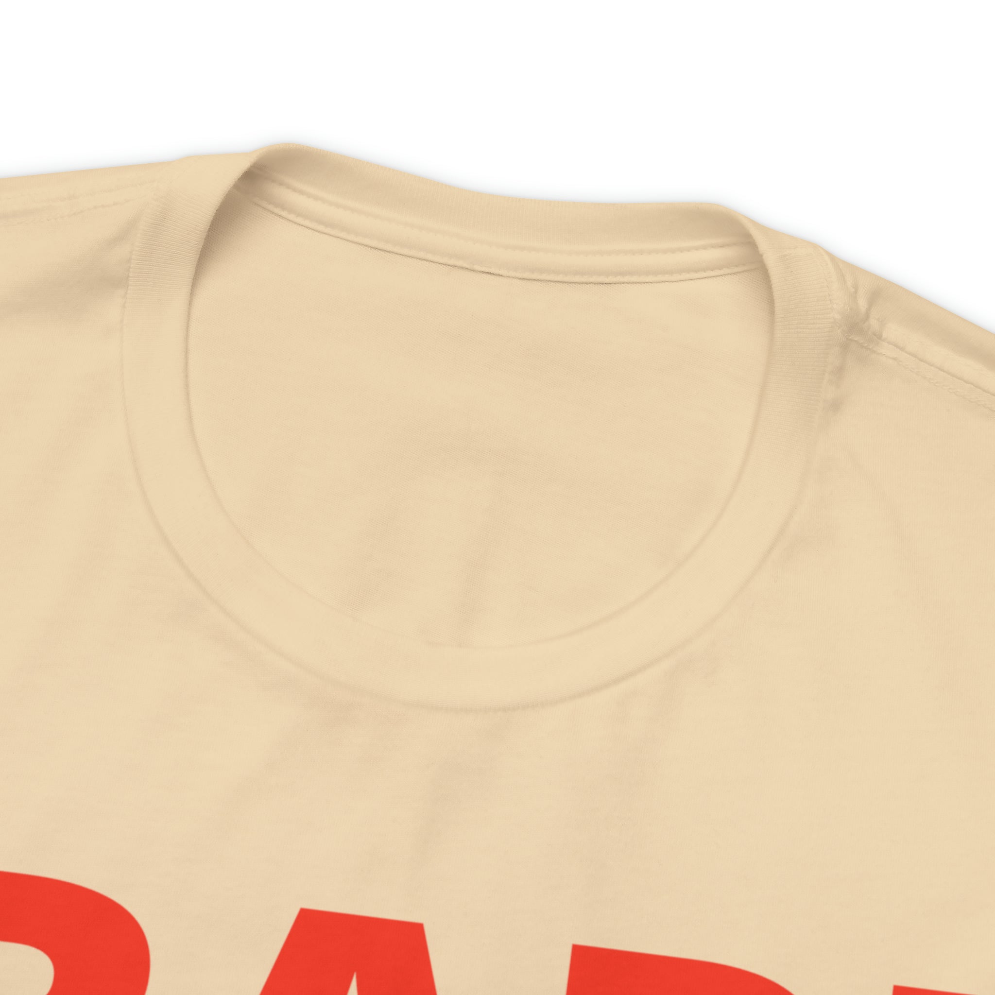 Babe, Paradise Tee