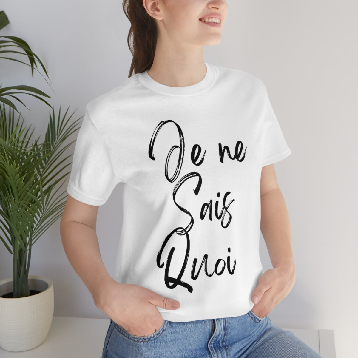 Je Ne Sais Quoi Short Sleeve Tee