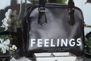 Feelings Shoulder Handbag